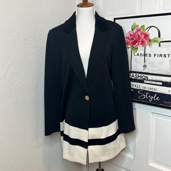 Vintage St. John Black & Ivory Wool Blend Long Blazer Size 12 - Picture 1 of 9